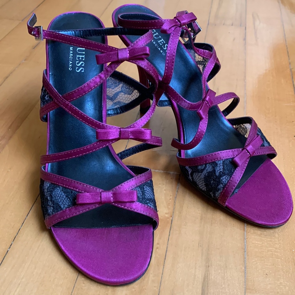 Guess dressed sandal